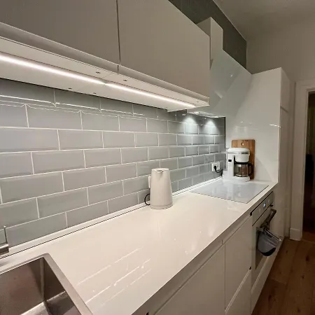 3 Burghof Mit Balkon Im Herzen Flensburgs Appartamento