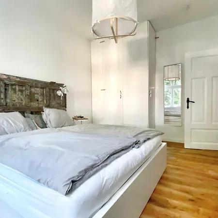 3 Burghof Mit Balkon Im Herzen Flensburgs Apartament *