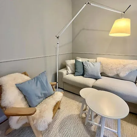 3 Burghof Mit Balkon Im Herzen Flensburgs * Flensburgo