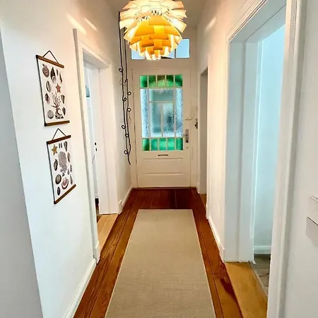 3 Burghof Mit Balkon Im Herzen Flensburgs * Flensburgo